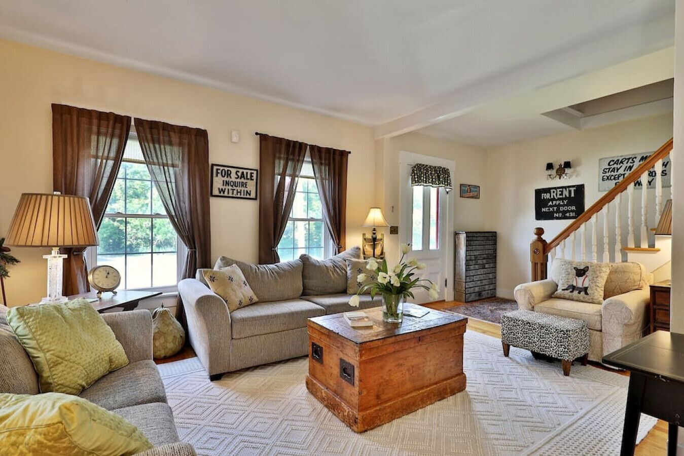 Ludlow Village Farmhouse - On Shuttle! Walk to Town