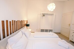 1 bedroom, iron/ironing board, WiFi, bed sheets - ღSunset I Lakeview Ammersee I BBQ I Liboria I 5min from the lake (Herrsching am Ammersee)
