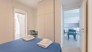 2 camere, ferro/asse da stiro, Wi-Fi gratuito, lenzuola