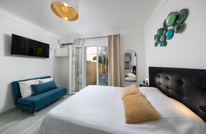 1 chambre, fer et planche Ă repasser, Wi-Fi, draps fournis