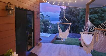 Cozy Lakeview Cabin between Fortuna & Liberia