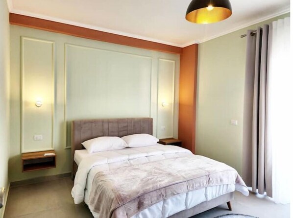 1 bedroom, desk, iron/ironing board, travel cot