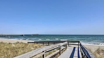 In StrandnĂ€he, LiegestĂŒhle, StrandtĂŒcher