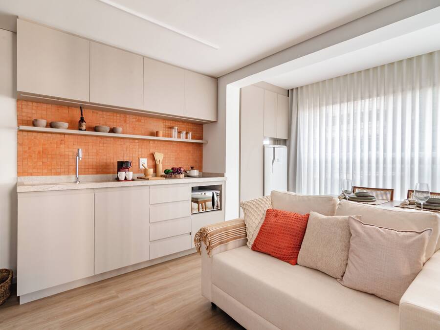 Desk, laptop workspace, free WiFi, bed sheets