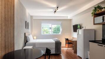 Premium Studio (439863) | Desk, laptop workspace, free WiFi, bed sheets