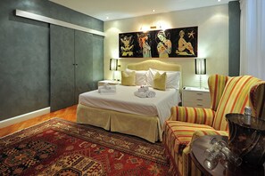 Deluxe Suite | Memory-foam beds, individually furnished, blackout curtains, free WiFi - Casa di Giò (Lanuvio)