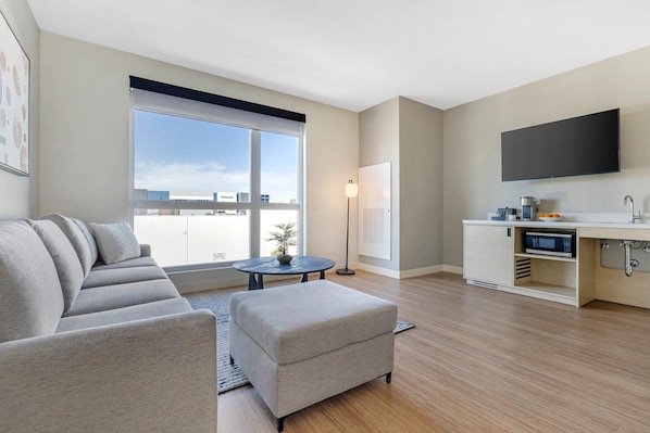 Suite | 1 slaapkamer, luxe beddengoed, een bureau, een laptopwerkplek