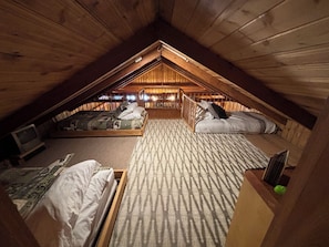 4 Schlafzimmer, Schreibtisch, BĂŒgeleisen/BĂŒgelbrett, Reisekinderbett