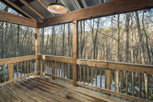 Red Feather Cabins 300