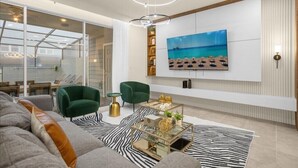 Interior - 5 Bedrooms/ 4.5 Bathrooms/ Windsor Island (4234LA) (Davenport)
