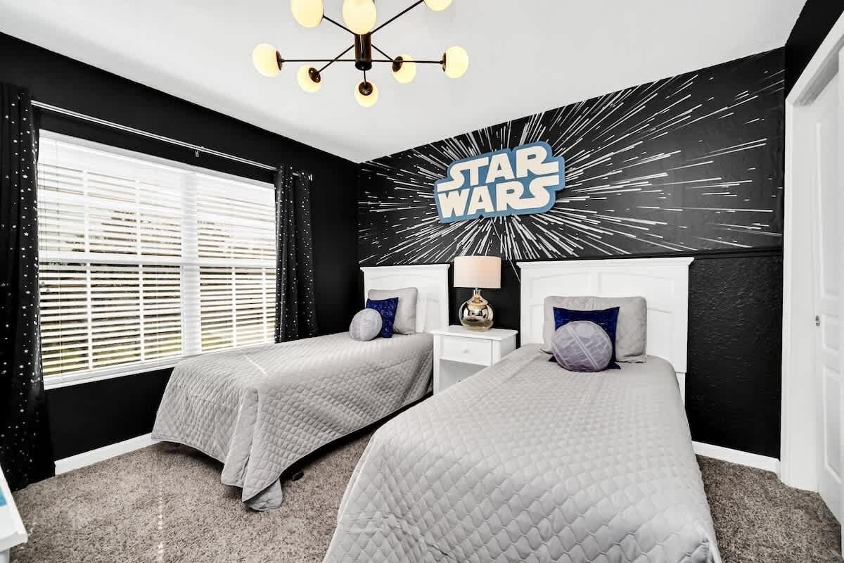5 habitaciones, tabla de planchar con plancha, wifi y ropa de cama 