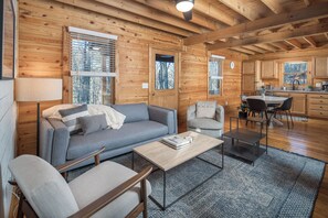 Casa estándar | 2 habitaciones, cortinas blackout y tabla de planchar con plancha 