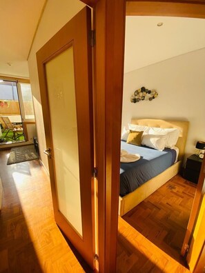 Exclusive Studio (Garden flat 2T) - Rentalist (Porto)