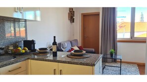 Studio – standard (Spacious flat in the center 3F) | Blendingsgardiner, lydisolert, strykejern/-brett og wi-fi (inkludert)