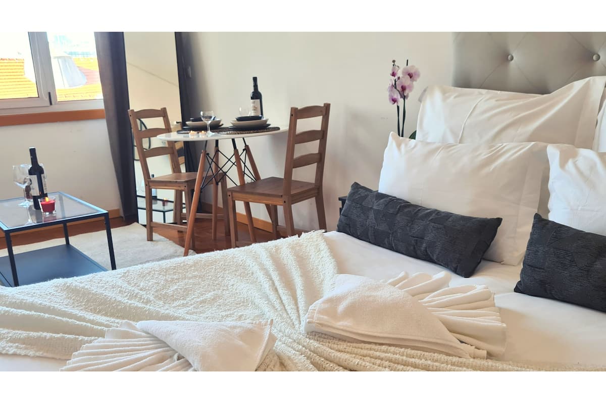 스탠다드 스튜디오 (Spacious flat in the center 3F) | 암막 커튼, 방음 설비, 다리미/다리미판, 무료 WiFi
