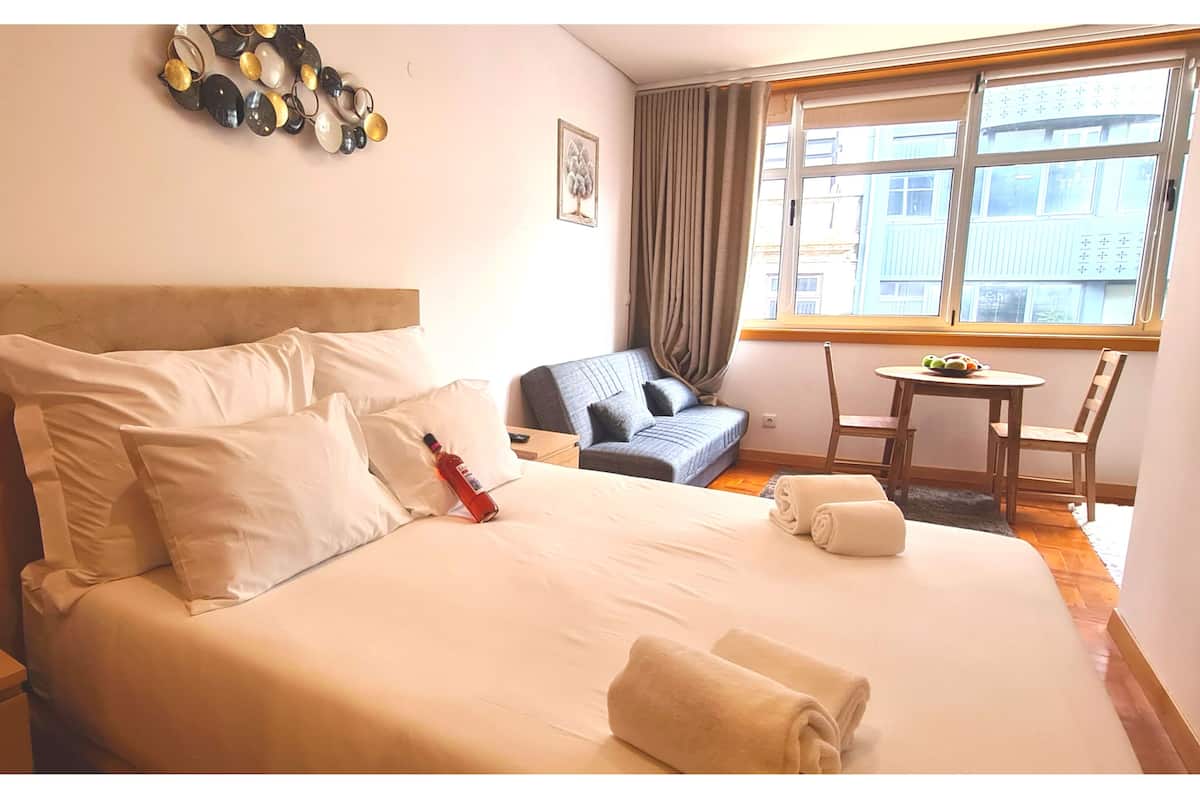패밀리 스튜디오 (Spacious flat in the center 4F) | 암막 커튼, 방음 설비, 다리미/다리미판, 무료 WiFi