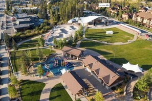 Residents enjoy a community center and well-manicured lawns.
