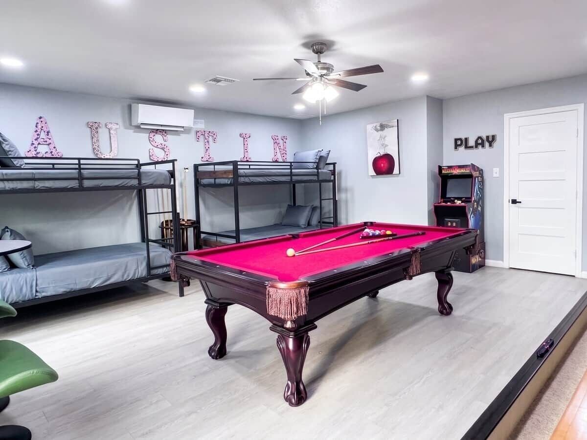 Game room
