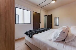 行政套房 | 遮光布/窗簾、熨斗/熨衣板、免費無線上網、床單