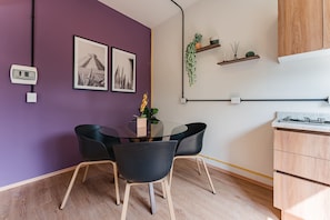 Suite, City View | Dining room - Mariano Escobedo Apartments by VH (Mexico City)