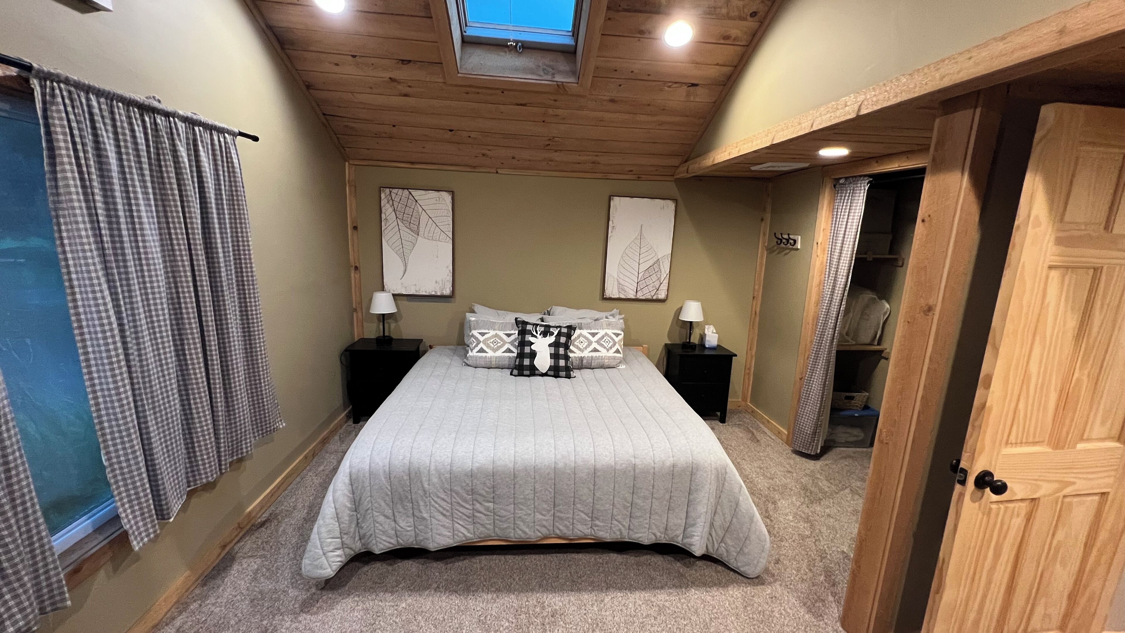 3 chambres, fer et planche à repasser, lit parapluie, Wi-Fi gratuit