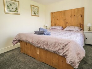 2 عدّة غرف نوم وبديكورات فريدة لكل غرفة وطراز فريد لكل وحدة