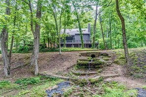 Property grounds - Modern 4 bedroom 4 bathroom home offered for extended stays. (Gainesville)