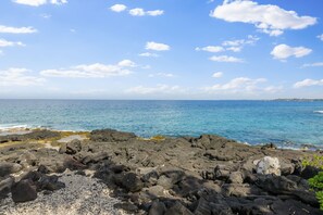 Chaise longue, serviettes de plage
