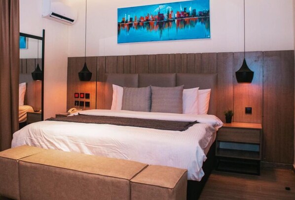 Free WiFi, bed sheets