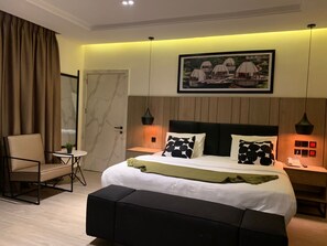Free WiFi, bed sheets