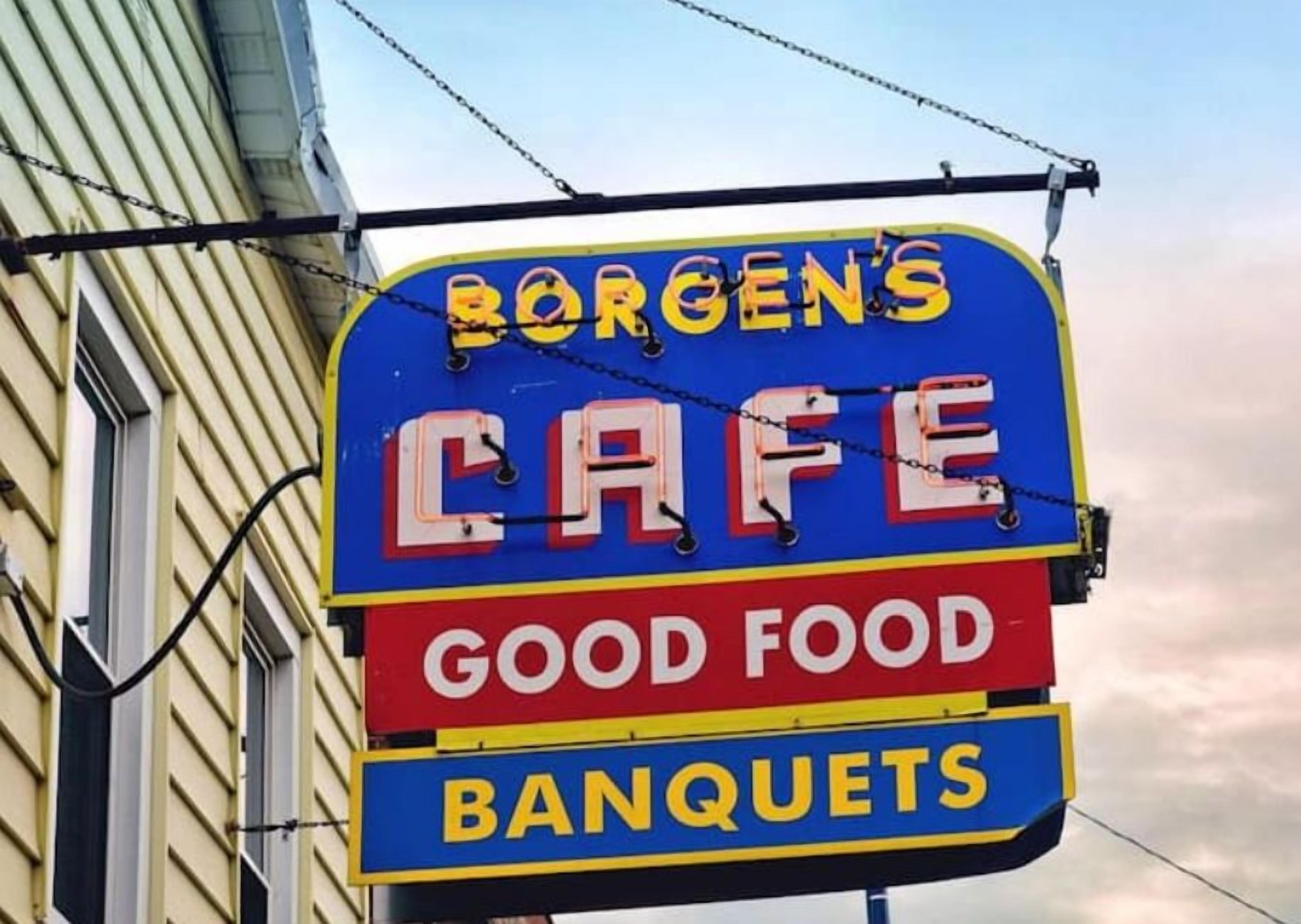 Borgens Cafe Vacation Rental, Apartment 2
