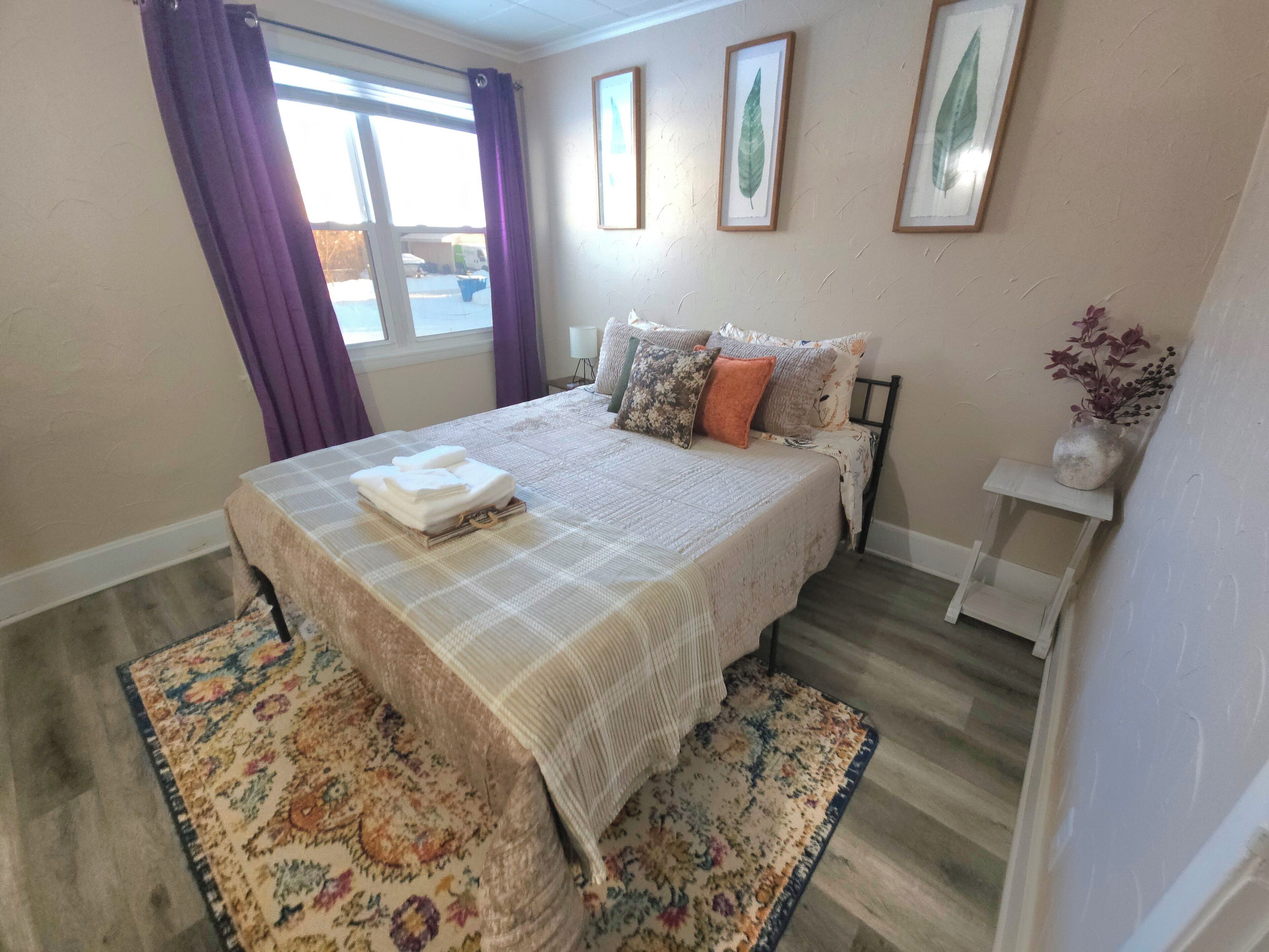 2 bedrooms, desk, iron/ironing board, free WiFi