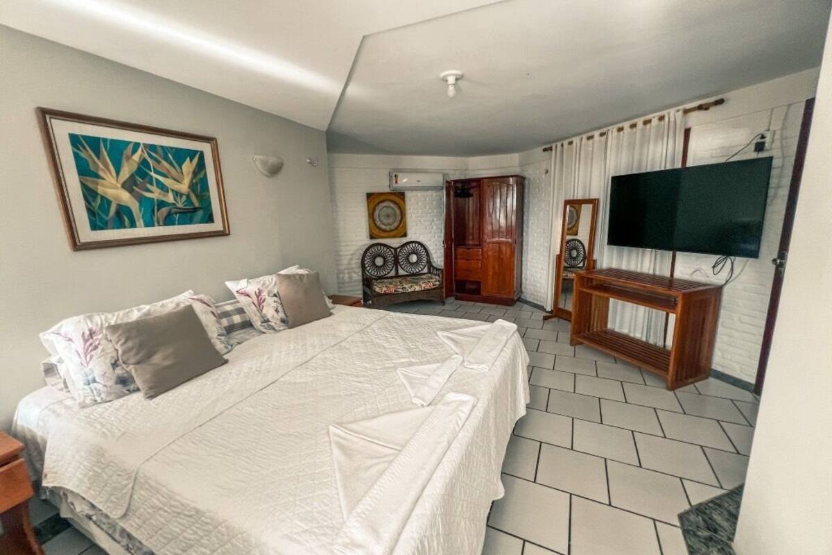 Premium Suite | 1 bilik tidur, peti besi dalam bilik, meja, Wi-fi percuma