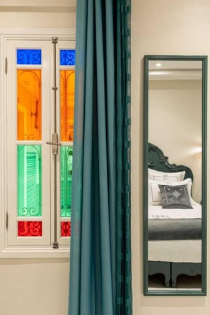 Quarto triplo luxo | Roupas de cama de algodão egípcio, roupas de cama premium, frigobar