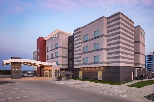 Fairfield by Marriott Inn & Suites Omaha at MH Landing