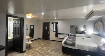 Cindy Lyn Motel