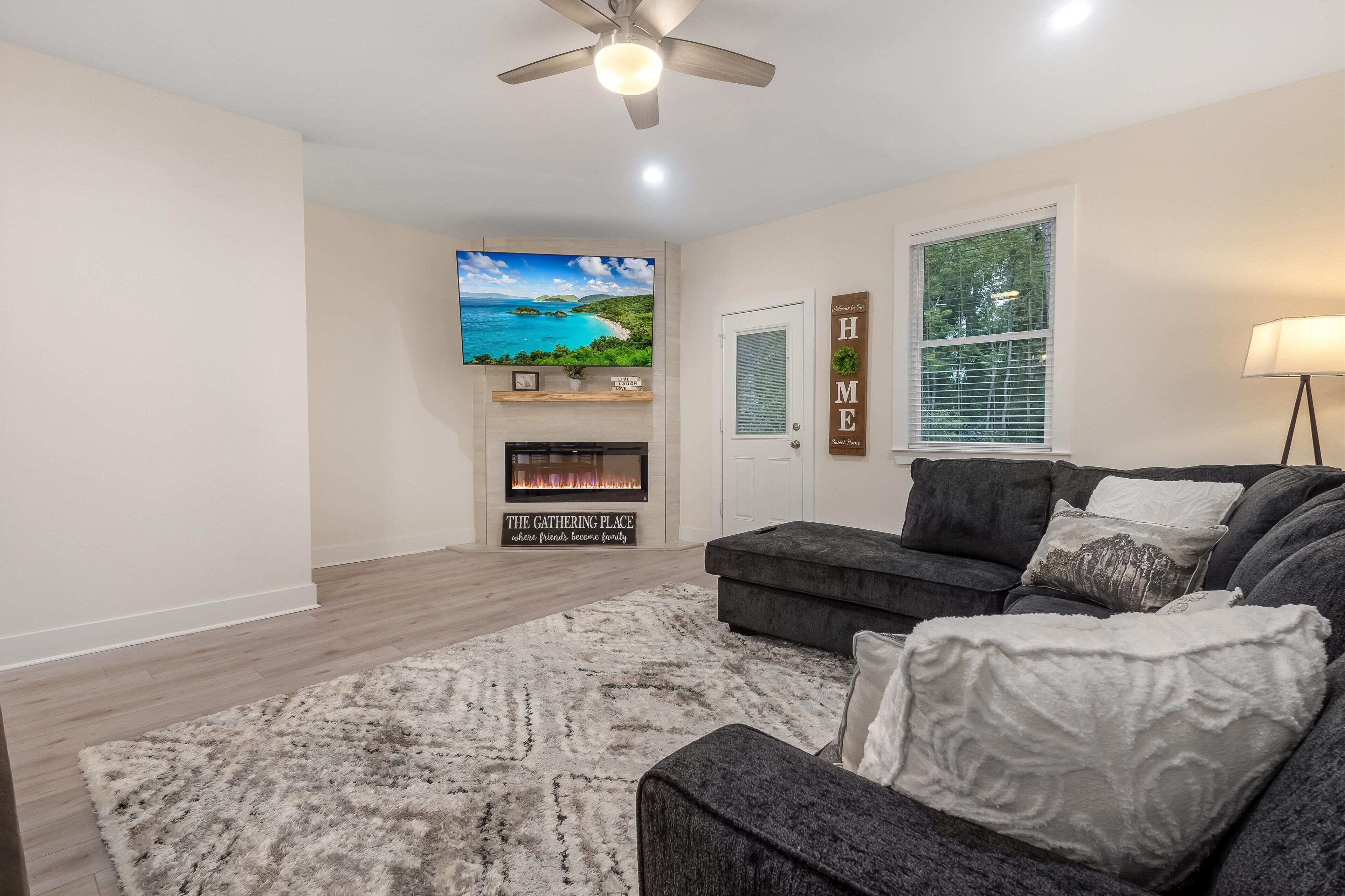 Brand New Stylish Home for Your Family-Seahorse