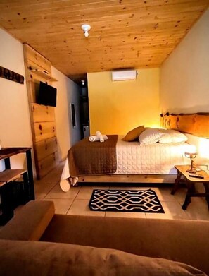 1 chambre, chambres insonorisées, Wi-Fi gratuit, draps fournis