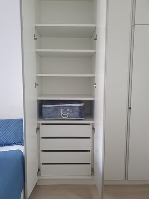 1 Schlafzimmer, Bügeleisen/Bügelbrett, kostenloses WLAN, Bettwäsche
