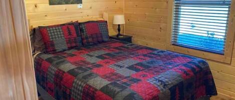 2 室のベッドルーム、アイロン / アイロン台、WiFi (無料)、ベッドシーツ