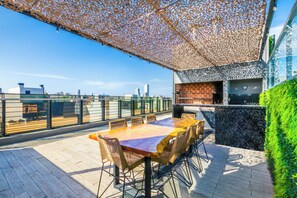 Outdoor dining - Modern Apartments in Palermo Soho - by BueRentals (Buenos Aires)