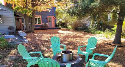 The Coral Castle - Large, Newly-Remodeled, Gorgeous, and Great Location! Walk to Beach and Downtown!