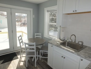 Dining - Beach Town Escape - NEWLY-REMODELED & GORGEOUS!  GREAT LOCATION AS WELL! (Frankfort)