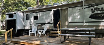 Twin Birch Resort - The Loon on the Lake - Lakefront with Dock, Kayak, and Rowboat!