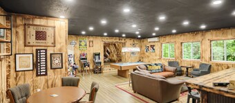 Gingerbread Chalet- Raystown- Shy Beaver