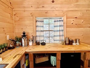 Interior - Organic Cabin Near Gatlinburg (Cosby)