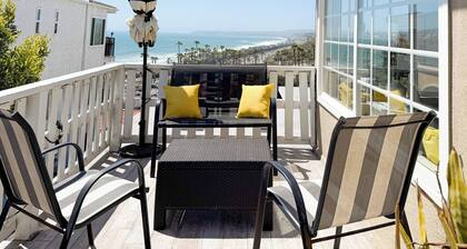 Golden Coast Ocean View Penthouse