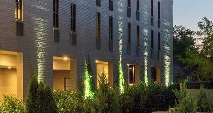 Meeting House Boutique Hotel