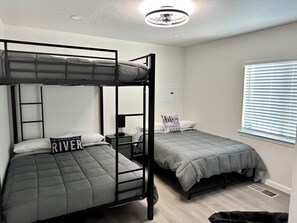3 bedrooms, WiFi, bed sheets