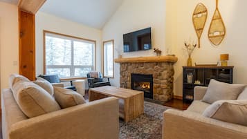 TV connectée, cheminée